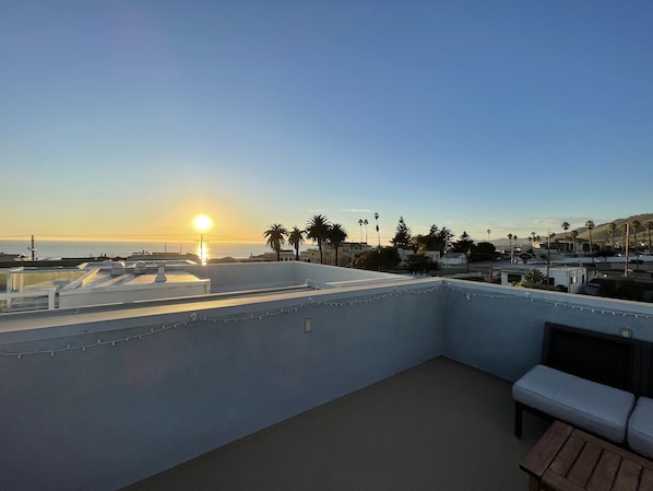 View from the rooftop deck - Awesome Townhouse, ¡Salsipuedes! (Pismo Beach)
