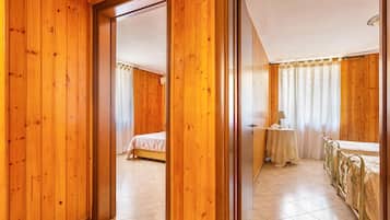 2 chambres, accĂšs Internet, draps fournis