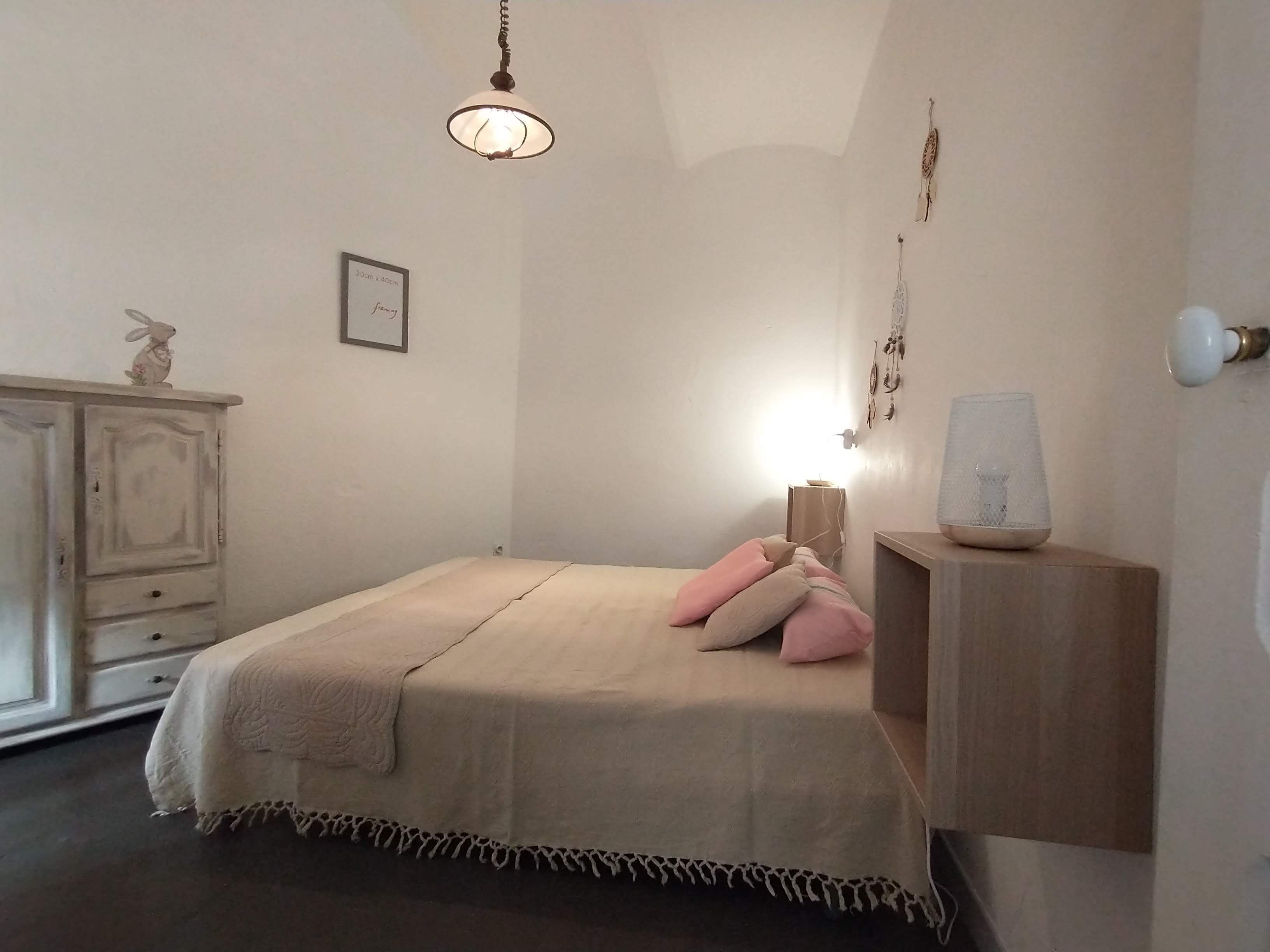 2 chambres, fer et planche à repasser, Wi-Fi gratuit