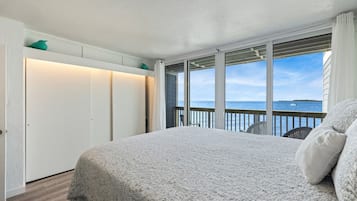 2 bedrooms, iron/ironing board, travel crib, free WiFi