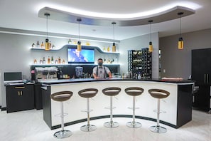 Bar (en la propiedad)