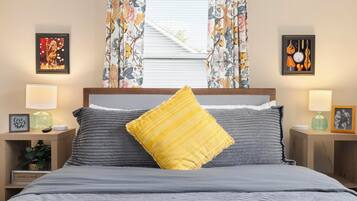 3 dormitorios, escritorio, tabla de planchar con plancha y wifi