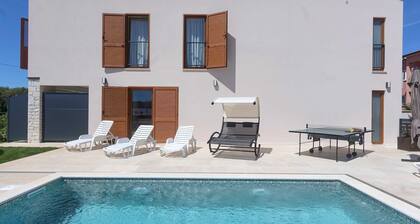 Brand New Modern studio apartment for 2+1 guests with shared pool