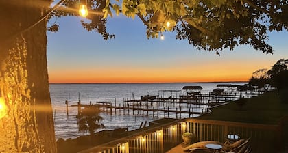 East of Edenton! Romantic sunset waterfront getaway on the Albemarle Sound!
