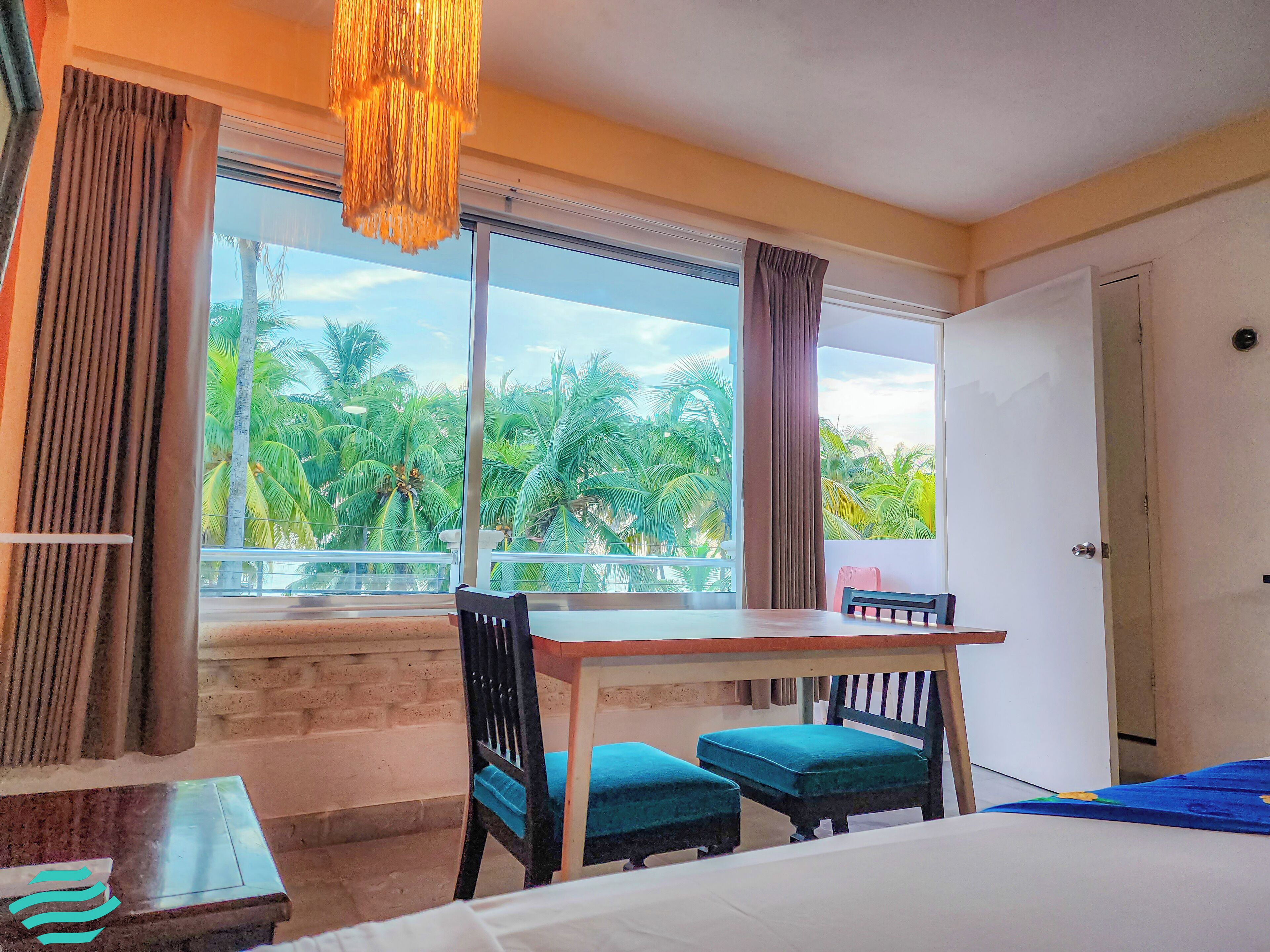 Estudio Confort, 2 camas matrimoniales, para no fumadores, vista a la playa | Minibar, wifi y ropa de cama 