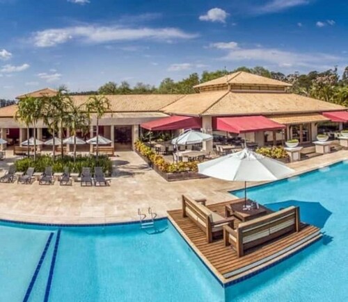 COUNTRY HOUSE WITH FIREPLACE / LAKE BACKGROUND - Santa Bárbara Resort