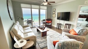 Smart TV, DVD player