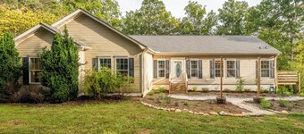 Spacious 6 Br • Hot Tub • Pool Table • On 151