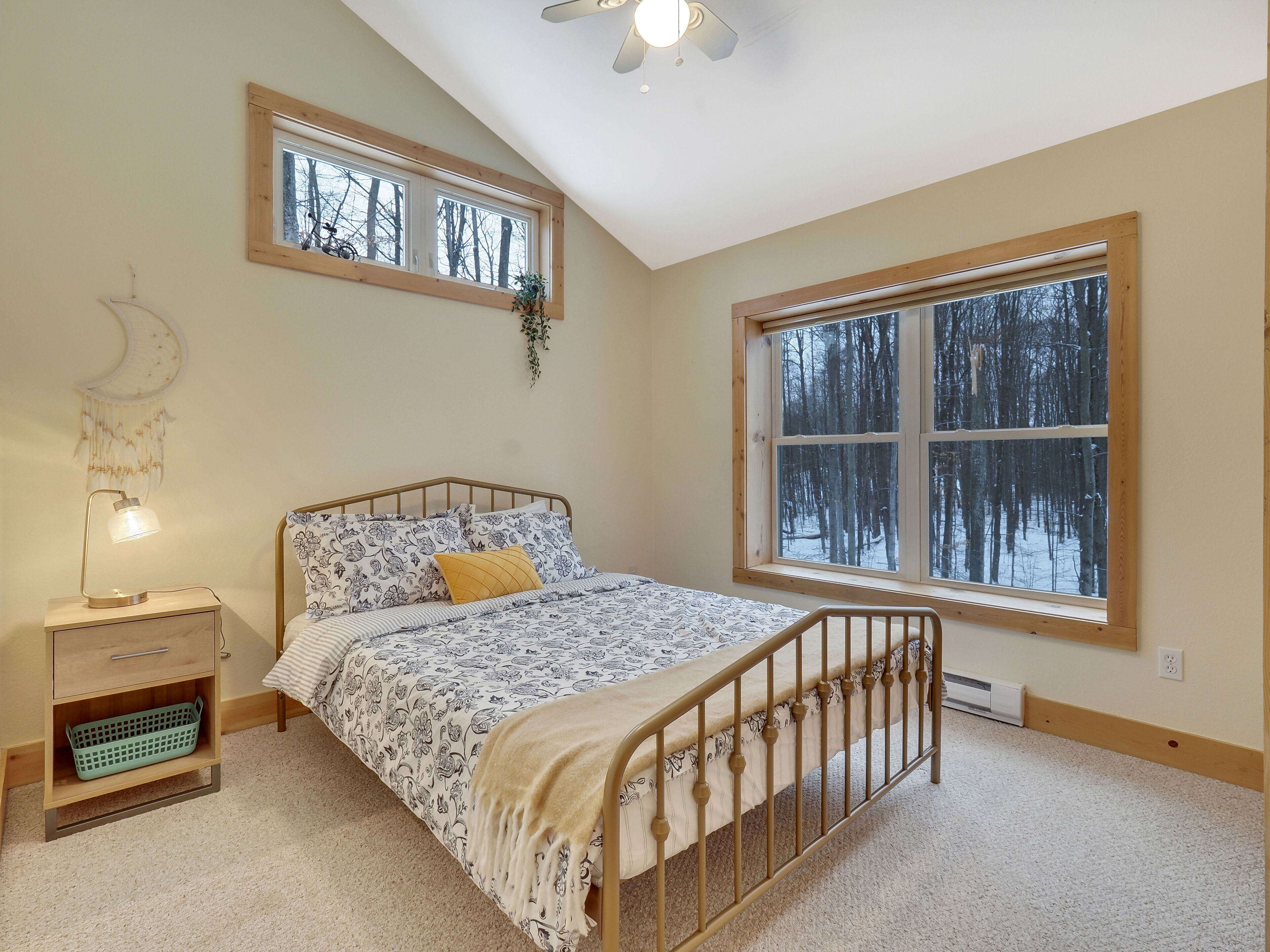 2 bedrooms, desk, iron/ironing board, free WiFi