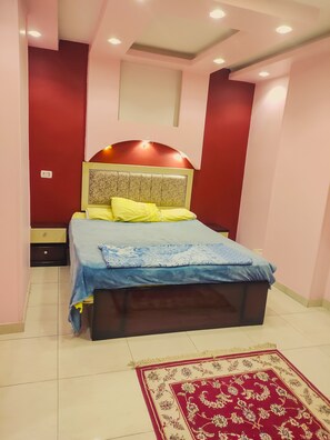 3 bedrooms, iron/ironing board, free WiFi - Happy Holidays in Maadi (Cairo)