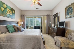 콘도, 침대(여러 개), 주방, 골프장 전망 (Legacy Walk-In) | 2 개의 침실, 각각 다른 스타일의 인테리어, 각각 다르게 가구 비치