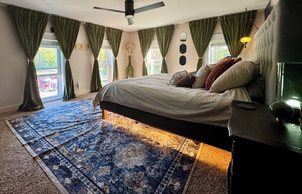 3 bedrooms, iron/ironing board, free WiFi, bed sheets - Chic Boho-Luxe Getaway Near the St. Croix River - Near Trollhaugen & Wild Mt. (Taylors Falls)