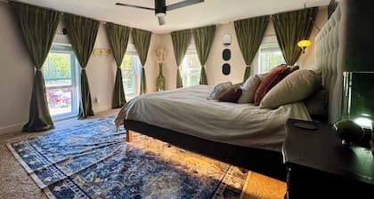 Chic Boho-Luxe Getaway Near the St. Croix River - Near Trollhaugen & Wild Mt.