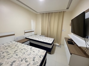 Classic Triple Room | Blackout drapes, iron/ironing board - POUSADA BRILHO DO MAR (Maraú)