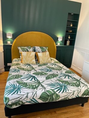 2 chambres, bureau, Wi-Fi, draps fournis