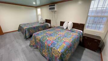 Deluxe Double Room | Free WiFi