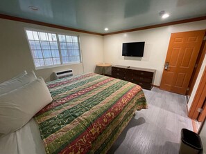 Free WiFi - Hilltop Motor Inn (Los Angeles)