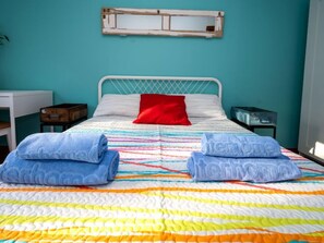 2 habitaciones, tabla de planchar con plancha y internet gratis 