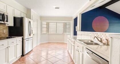 Lake Conroe - Kayak, Paddle Boards, Fishing, Pool Table, Pet Friendly!