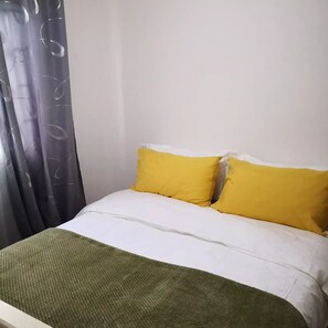 2 habitaciones, internet y ropa de cama 