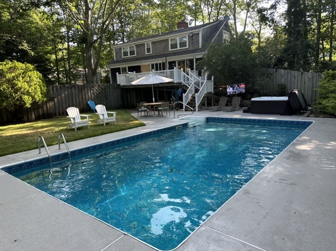Large Heated Pool & Hot Tub - 5 Minutes from Nauset Beach