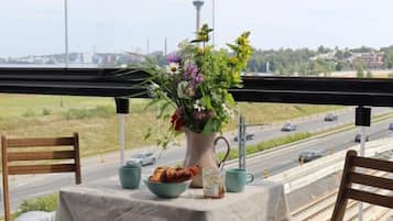 Ulkoruokailutilat