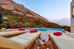 A heated pool - Villa Vivace with pool (Makarska)