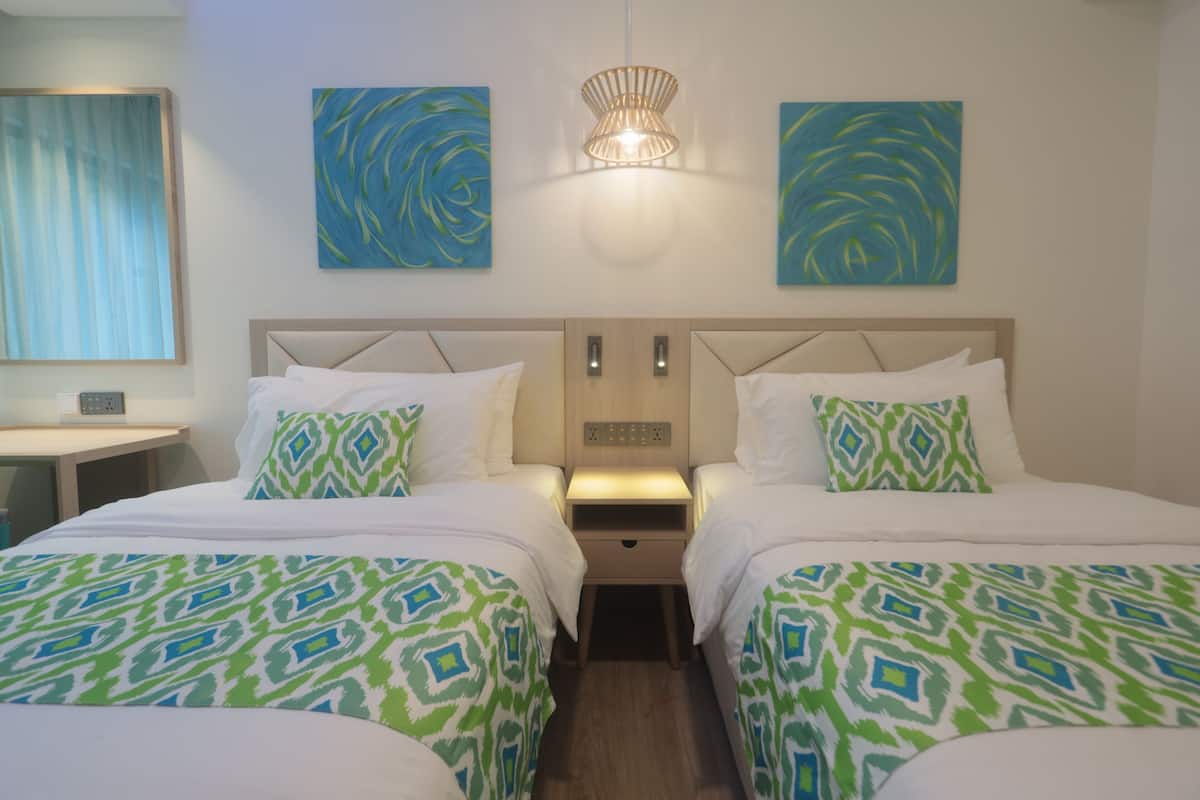Superior Room No view | Minibar, in-room safe, desk, free WiFi