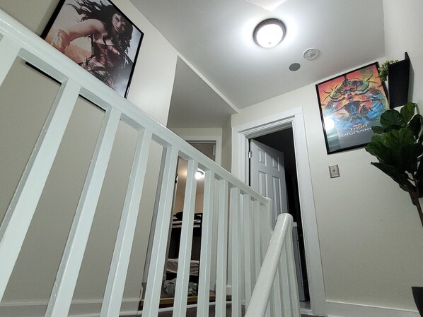 Interior - RAHWAY OASIS FREE PARKING AND LAUNDRY (Rahway)