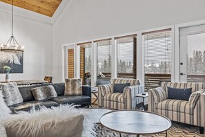 Luokittelematon kuva, 2 kautta 63, painike