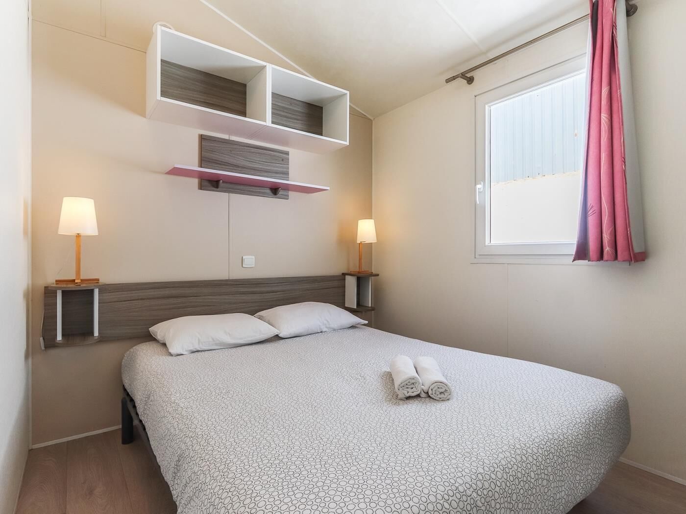 2 slaapkamers, internet, beddengoed