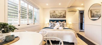 6 Bed 5 Bath Urban Getaway Ipswich Central