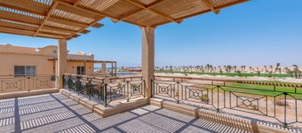 Vesta - Luxury APT II - 2BR - Golf