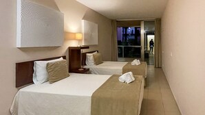 Room - Herdade dos Salgados, T3 8C-0C, Vila das Lagoas (Albufeira)