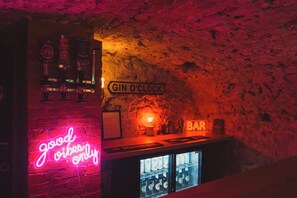 Bar (en la propiedad)
