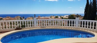 Villa LA PERLA Moraira : excellent seaview, swimming pool & 100% privacy