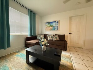 Basic Villa | Living room