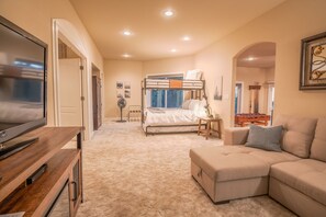 4 bedrooms, desk, iron/ironing board, free WiFi - Alta Vista - Luxury Murphys Home (Murphys)