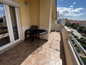 Apartment | Balcony