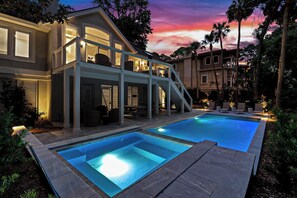 Et oppvarmet basseng