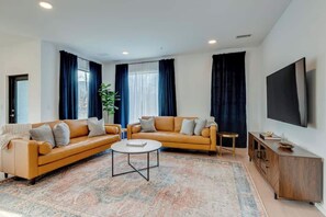 TV connectée, espaces bureaux