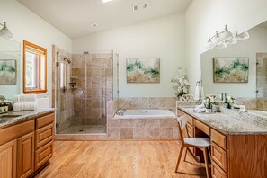 Bathroom - Lavish Lake Getaway (Austin)