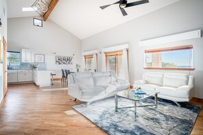 House, Multiple Beds, Balcony | Living room - Lavish Lake Getaway (Austin)