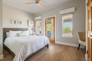 House, Multiple Beds, Balcony | 4 bedrooms, free WiFi, bed sheets - Lavish Lake Getaway (Austin)