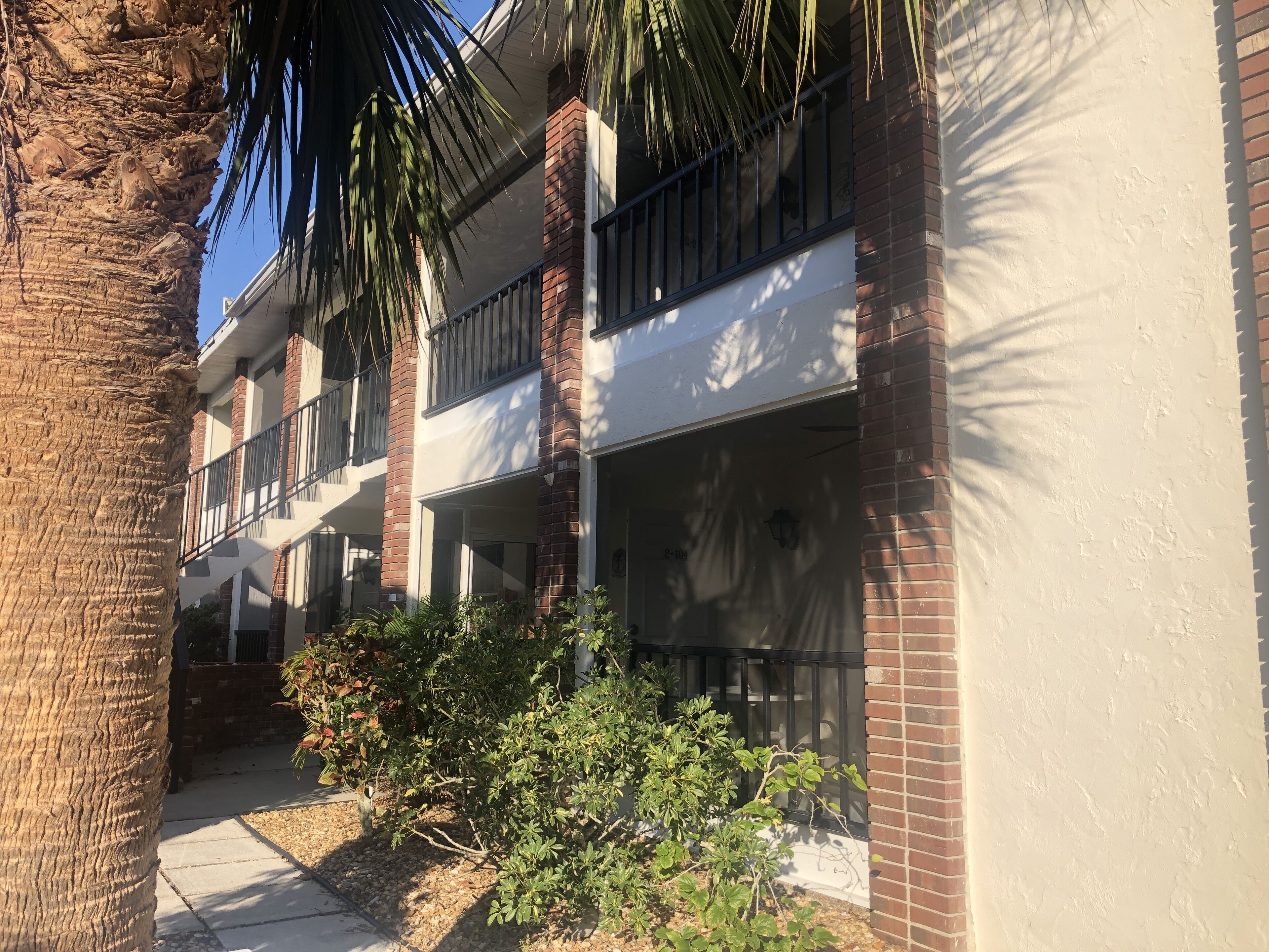 2 Bedroom, 2 bathroom, Family Owned, Ground Floor Condo in Englewood Florida