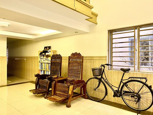 A spacious King bedroom with Air Condition