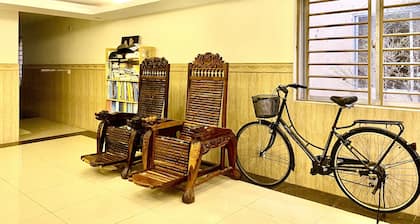 A spacious King bedroom with Air Condition