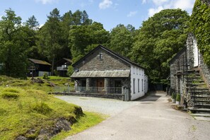 Exterior - Keiras Cottage - Three Bedroom House, Sleeps 6 (Ambleside)