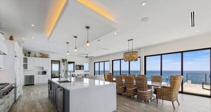 Bella Vista - Luxurious oceanfront villa with ocean views - by Cayman Villas