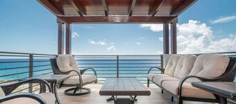 Bella Vista - Luxurious oceanfront villa with ocean views - by Cayman Villas